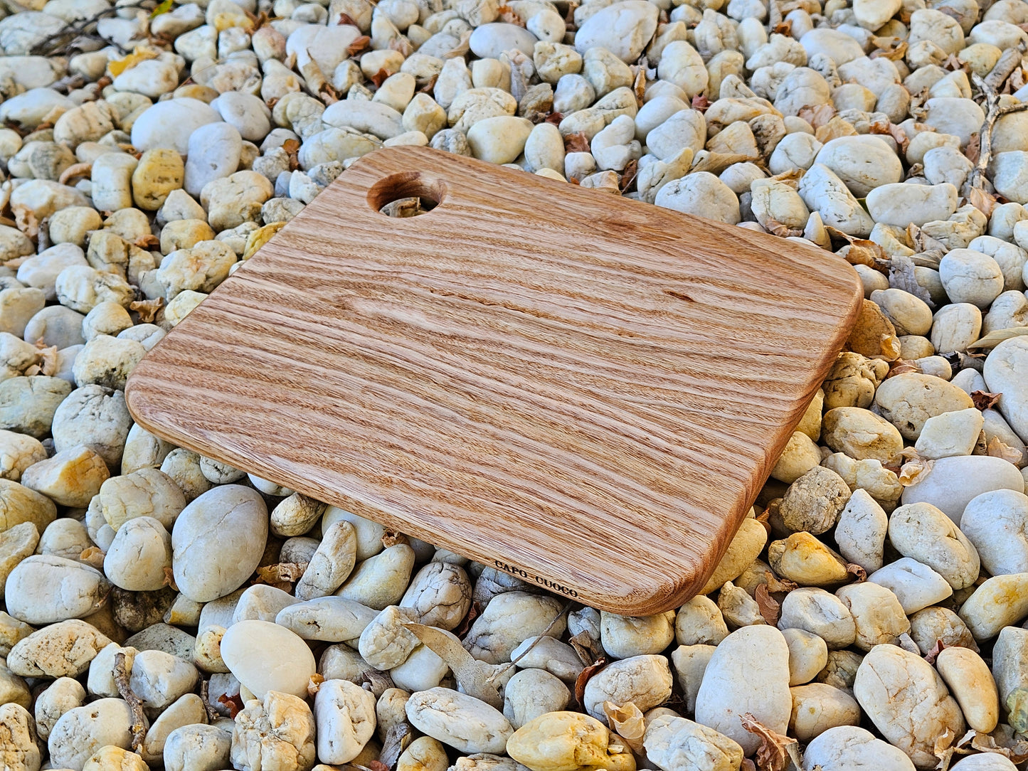 The Everyday Board - Your kitchen all-rounder.