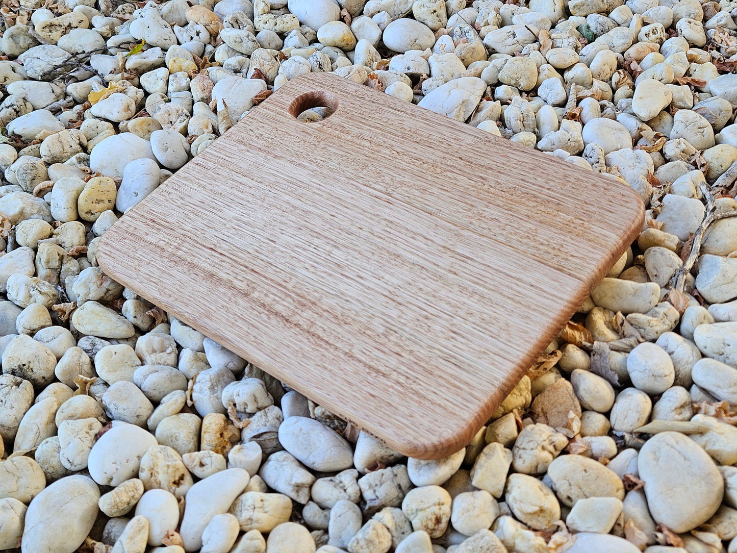 The Everyday Board - Your kitchen all-rounder.