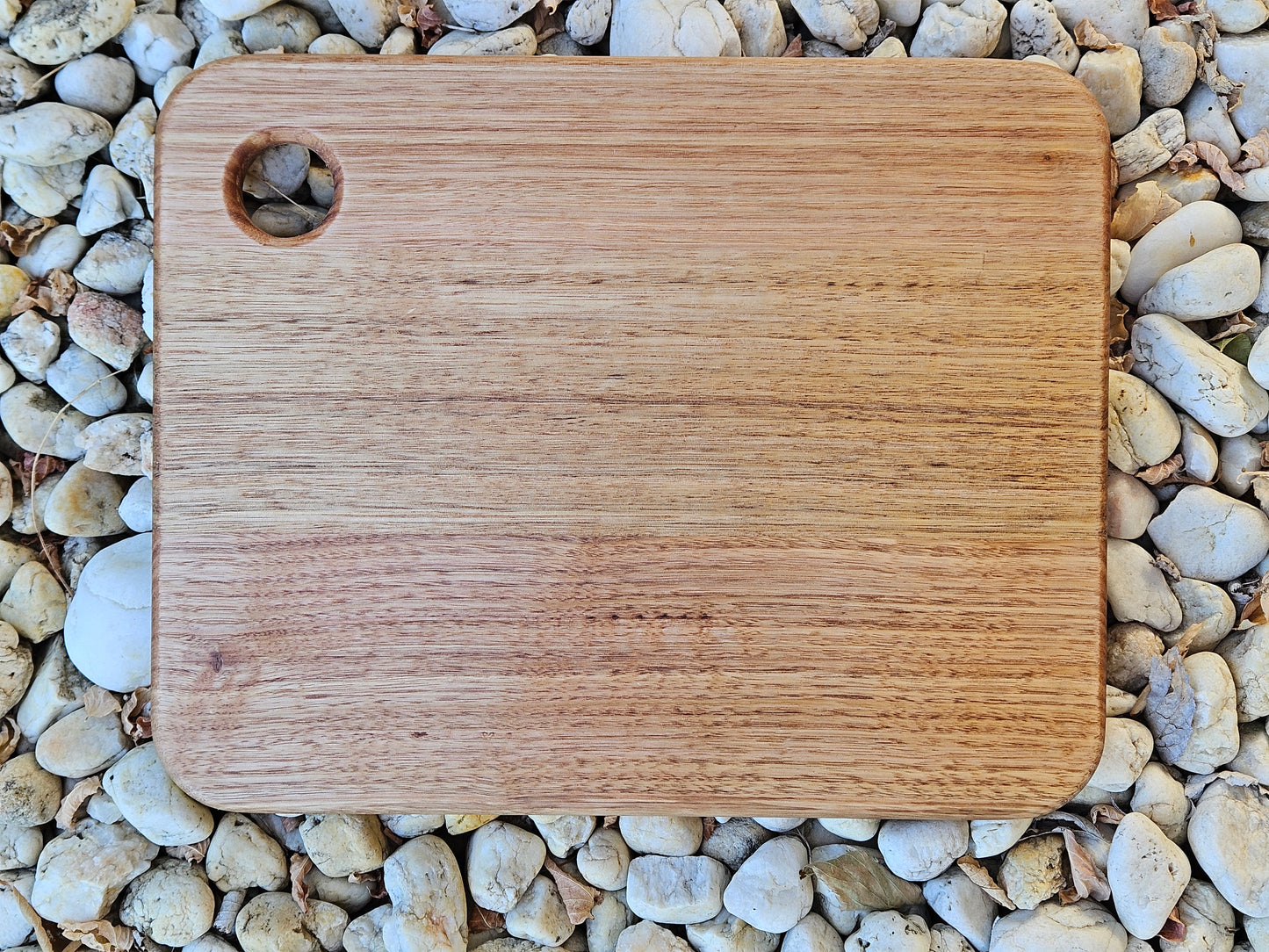 The Everyday Board - Your kitchen all-rounder.